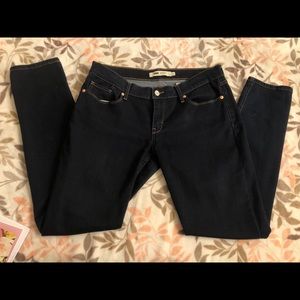 Levi 524 skinny jeans
